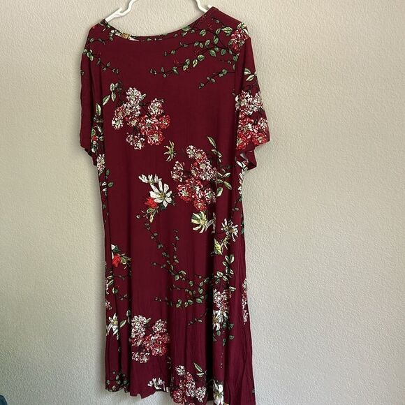 DUSDIMOn NWT dress size 2xl burgundy flowers print - Picture 4 of 5
